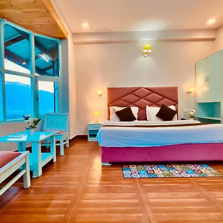 The Royal Hadimba Luxury Stay , Near Mall Road Manali-2